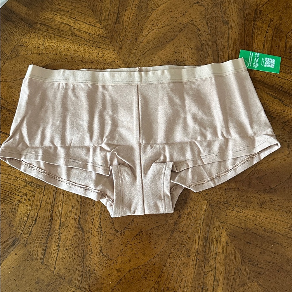 GAP Body Organic Stretch Cotton Shorty, S, Beige, NWT